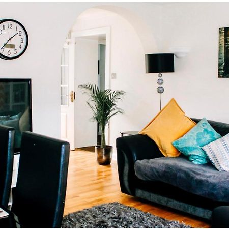 Home To Home Stay Apartment Glasgow Exterior foto