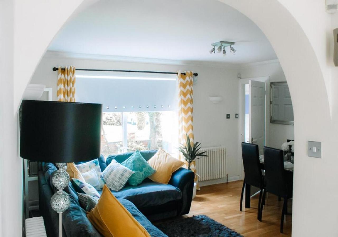 Home To Home Stay Apartment Glasgow Exterior foto