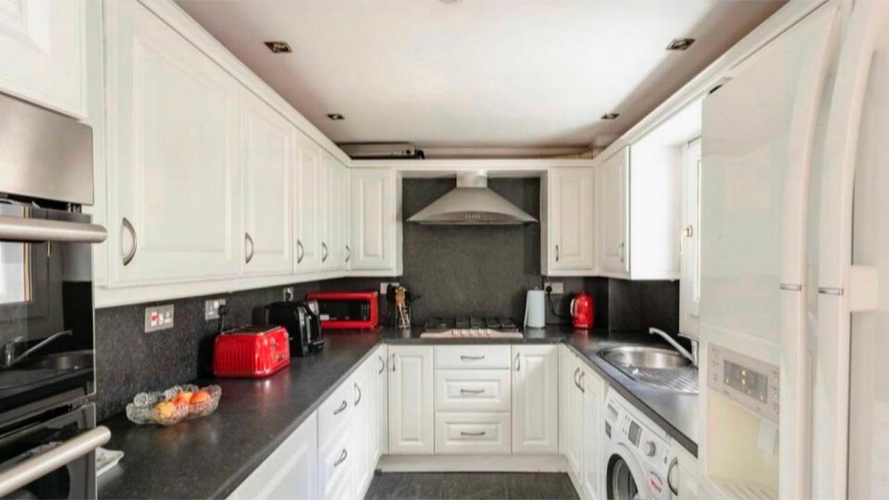 Home To Home Stay Apartment Glasgow Exterior foto