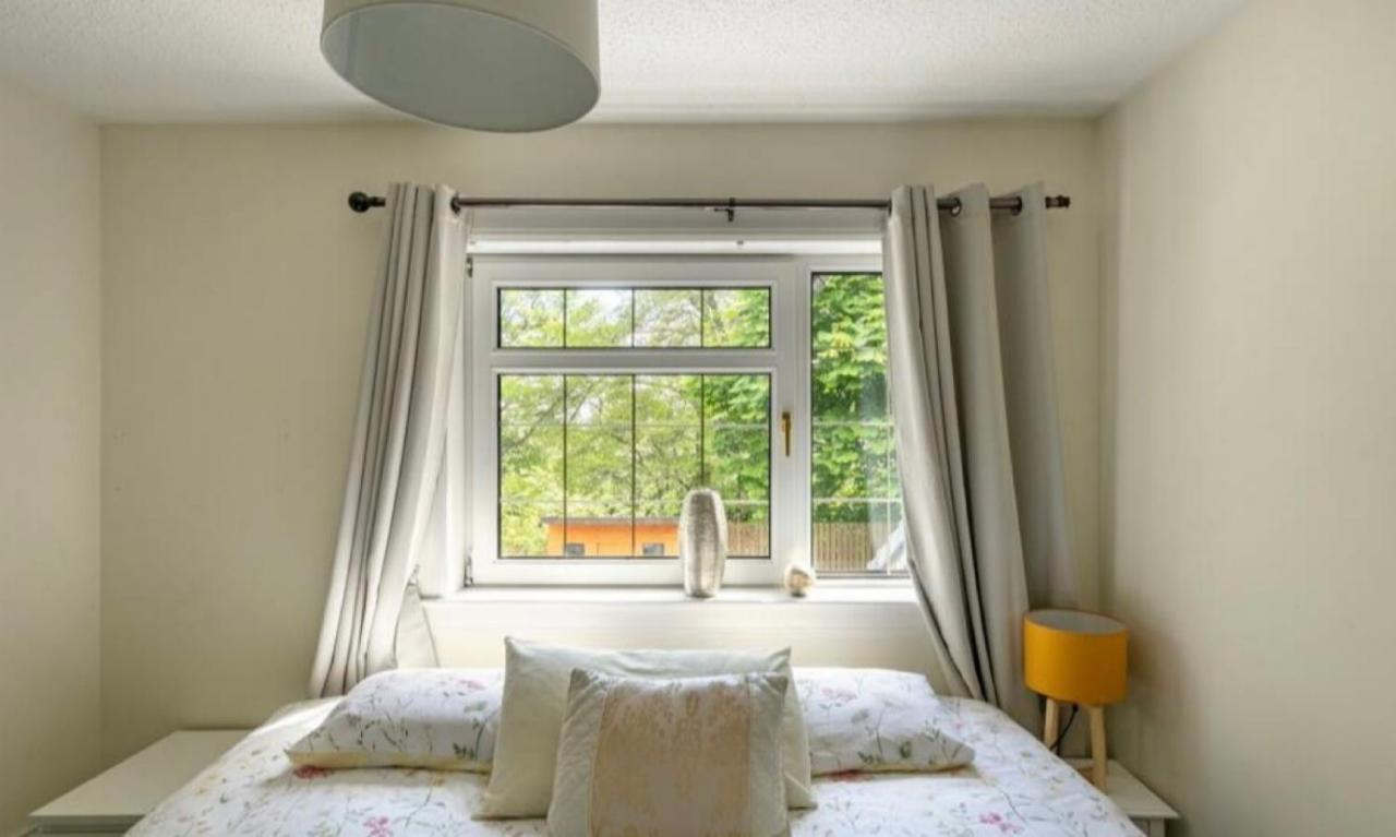 Home To Home Stay Apartment Glasgow Exterior foto